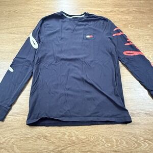 Tommy Hilfiger Men's S Long Sleeve Logo Tee Navy Blue Graphic Shirt Streetwear
